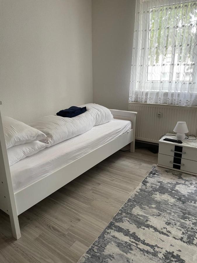 Ferienwohnung Monteurwohnungen Kassel Zentral Lll Esterno foto