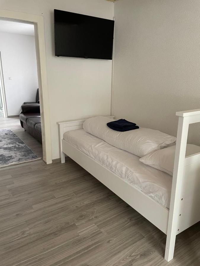 Ferienwohnung Monteurwohnungen Kassel Zentral Lll Esterno foto